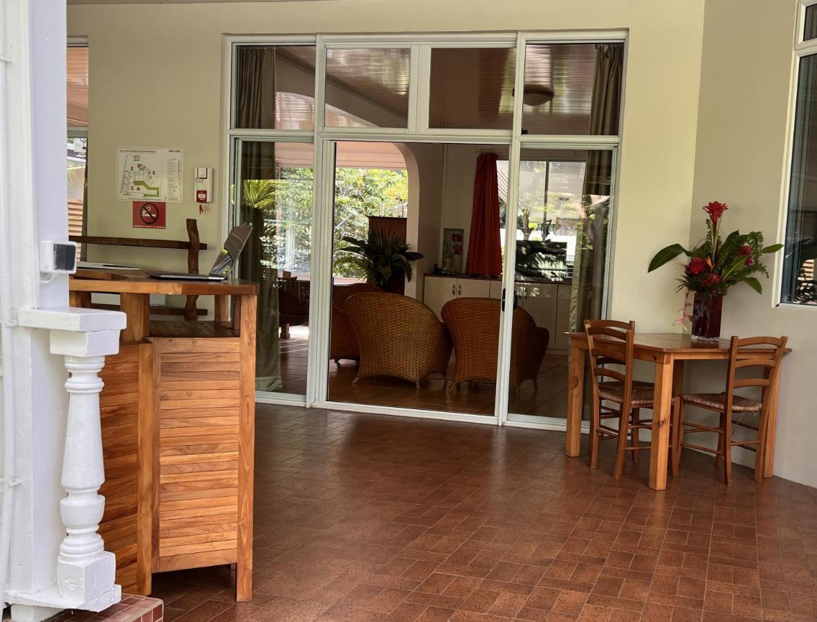 Pare Lodge Tahiti Pirae Exterior foto